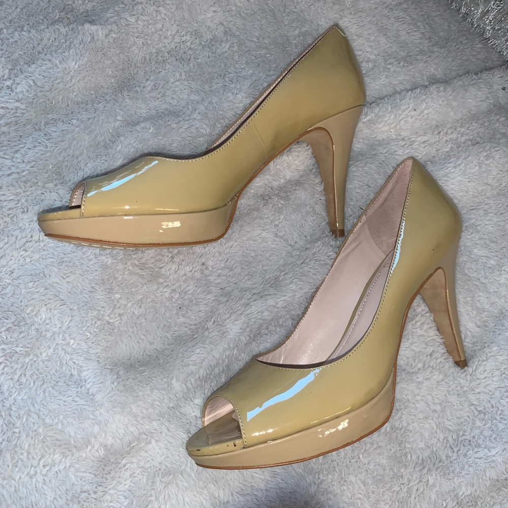 Vince Camuto Ashlynn patent leather pump - Picture 6 of 8